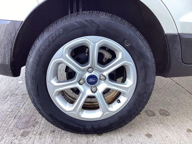 Photo of 2020 Diamond White Ford EcoSport