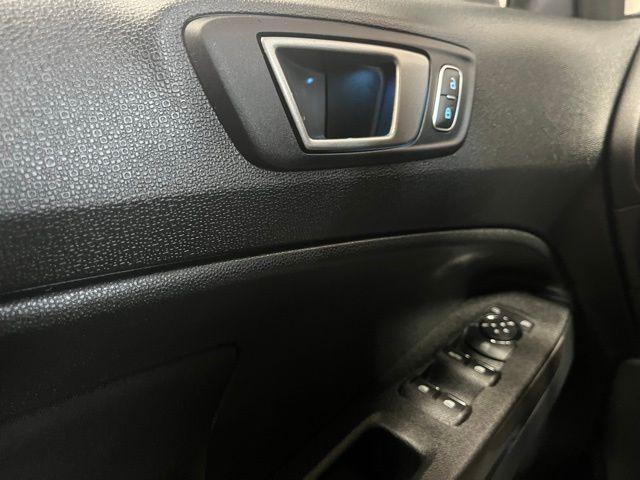 Photo of 2022 Smoke Metallic Ford EcoSport