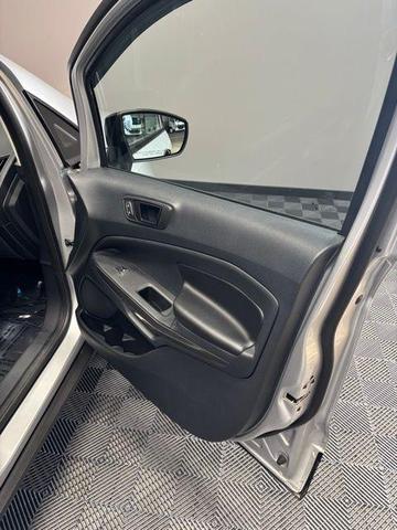 Photo of 2022 Moondust Silver Metallic Ford EcoSport