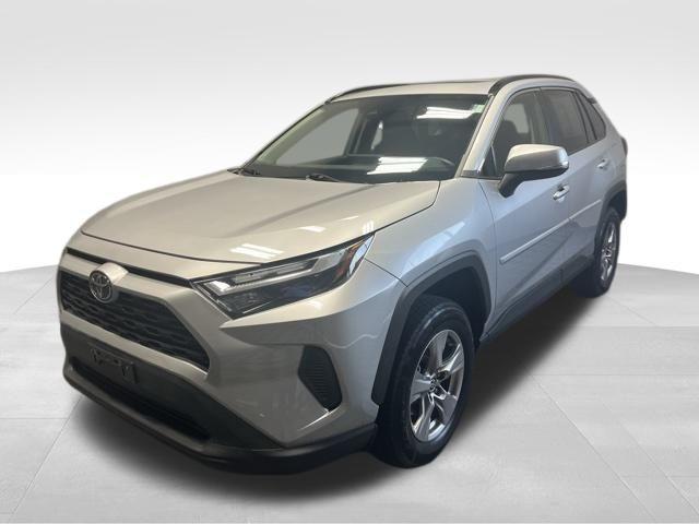 Photo of 2022 Silver Sky Toyota RAV4