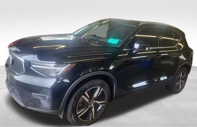 2023 Volvo XC40