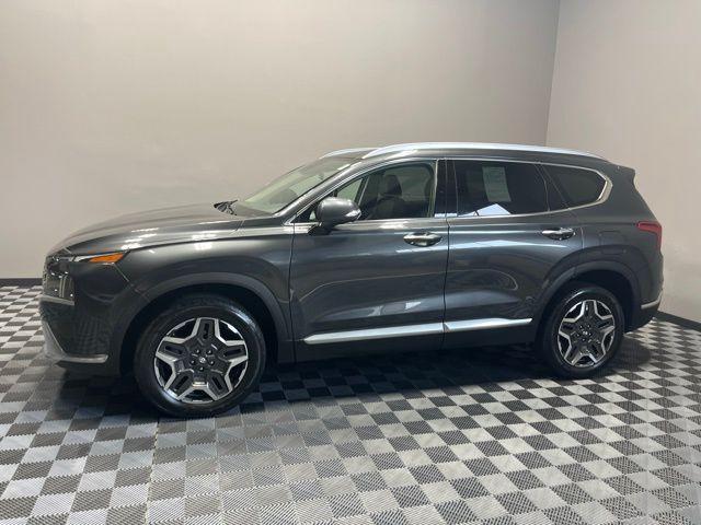 Photo of 2023 Gray Hyundai SANTA FE