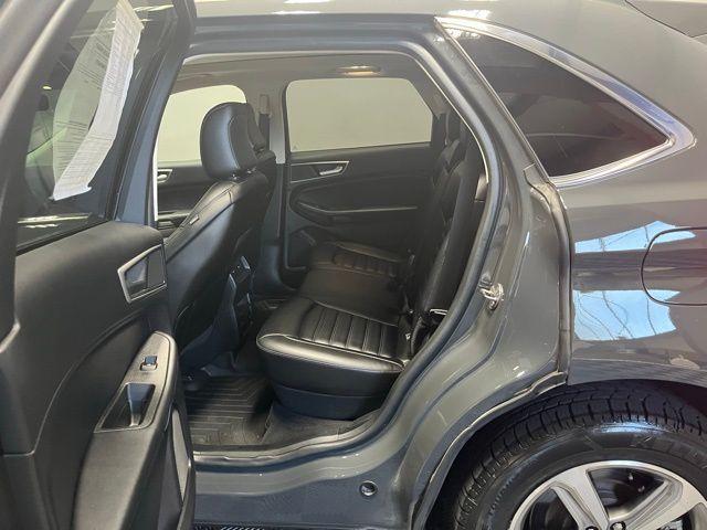 Photo of 2021 Lithium Gray Ford Edge