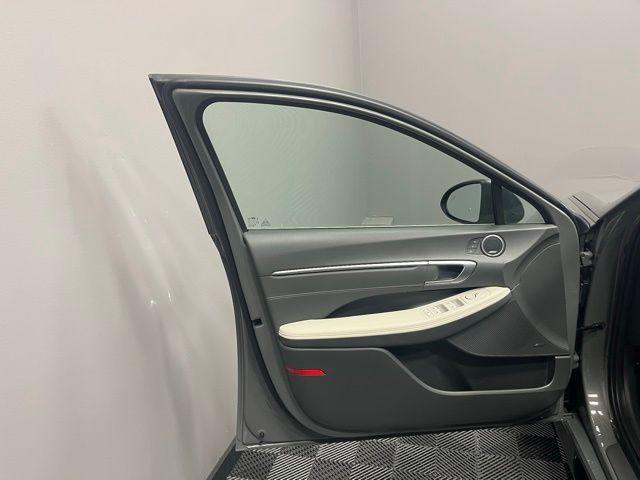Photo of 2022 Hampton Gray Hyundai SONATA