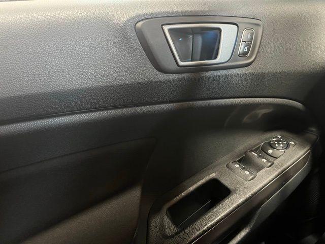 Photo of 2022 Smoke Metallic Ford EcoSport