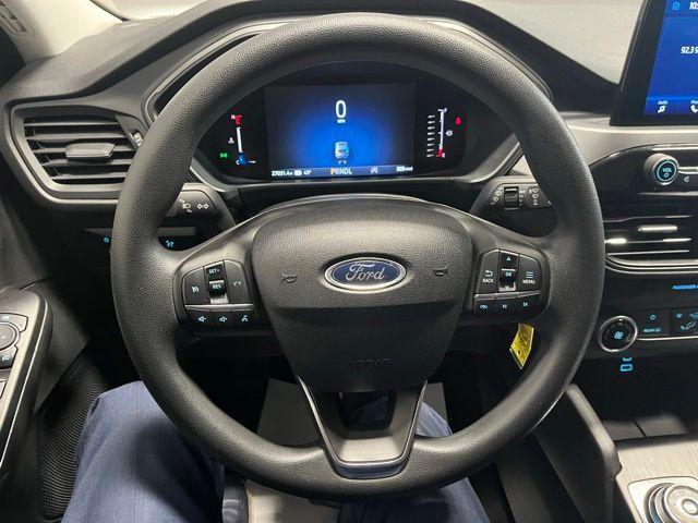 Photo of 2023 Atlas Blue Metallic Ford Escape