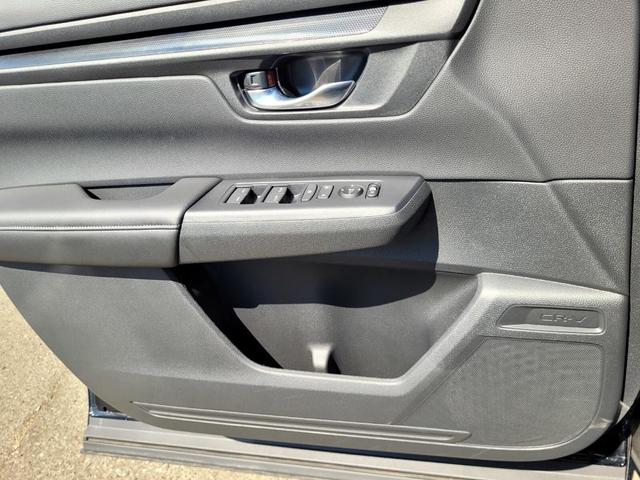 Photo of 2025 Silver Honda CR-V