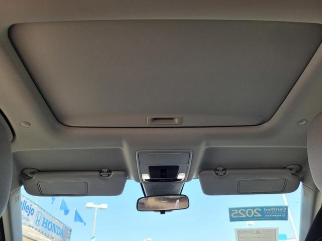 Photo of 2025 Silver Honda CR-V