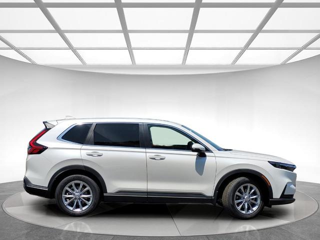 Photo of 2025 Platinum White Pearl Honda CR-V