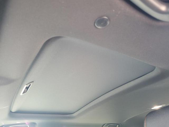 Photo of 2025 Solar Silver Metallic Honda CR-V Hybrid
