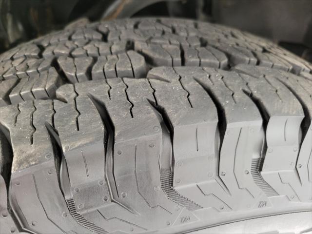 Photo of 2019 Blue Jeans Metallic Ford F-150