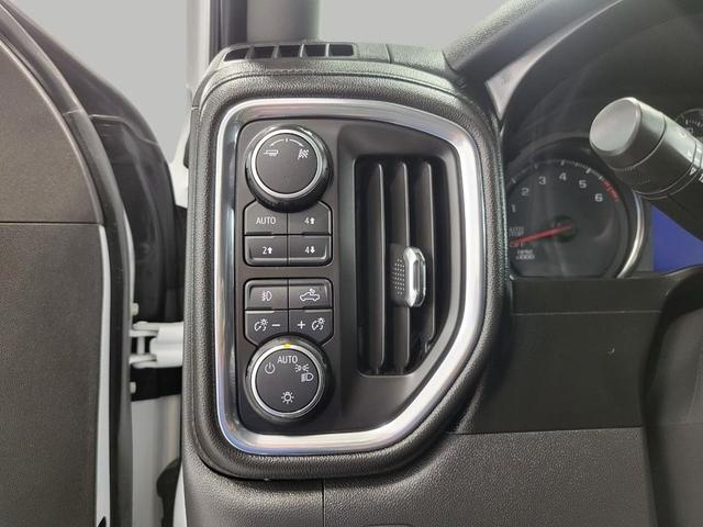 Photo of 2019 Summit White Chevrolet Silverado 1500