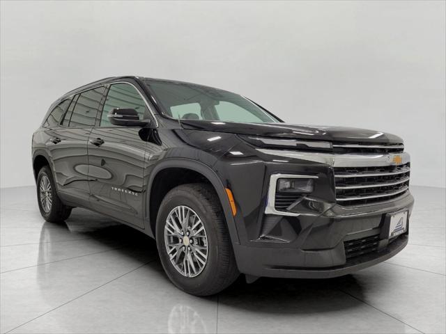 Photo of 2025 Mosaic Black Metallic Chevrolet Traverse