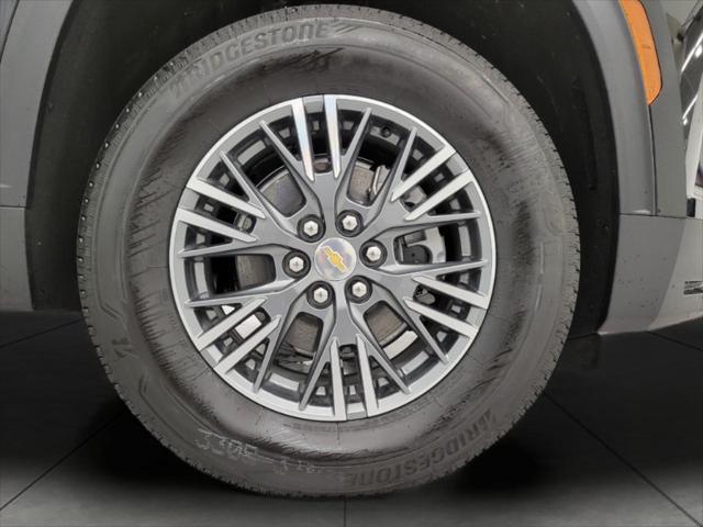 Photo of 2025 Mosaic Black Metallic Chevrolet Traverse