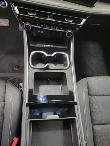 Photo of 2025 Mosaic Black Metallic Chevrolet Traverse