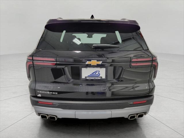 Photo of 2025 Mosaic Black Metallic Chevrolet Traverse