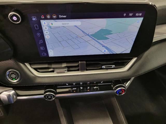 Photo of 2026 Summit White Chevrolet Equinox
