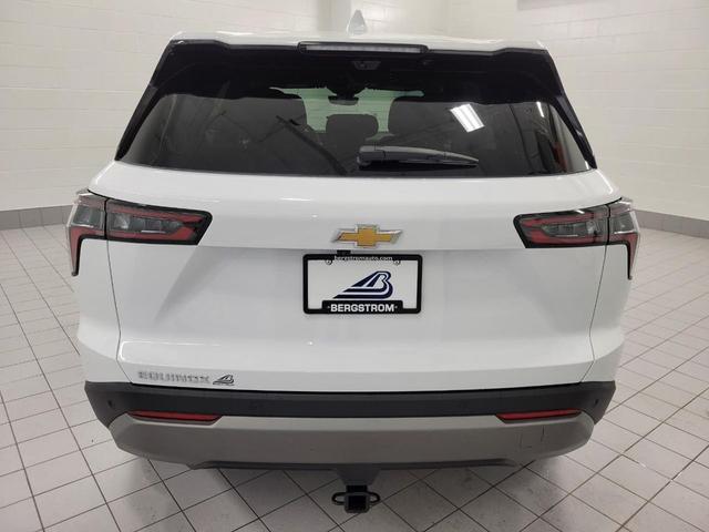 Photo of 2026 Summit White Chevrolet Equinox