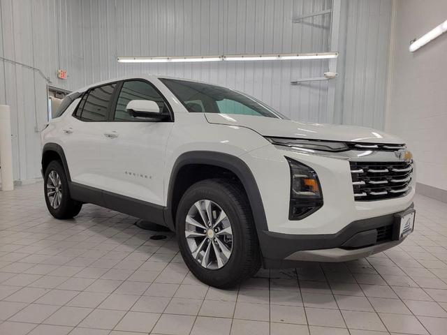 Photo of 2026 Summit White Chevrolet Equinox