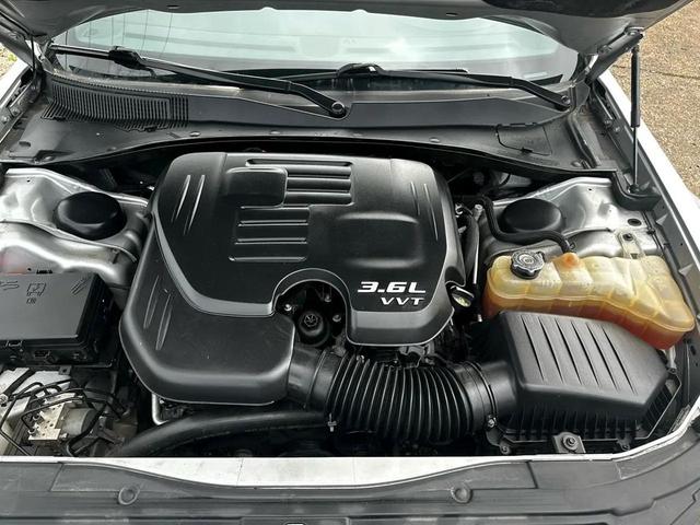 Photo of 2020 GRAY Chrysler 300