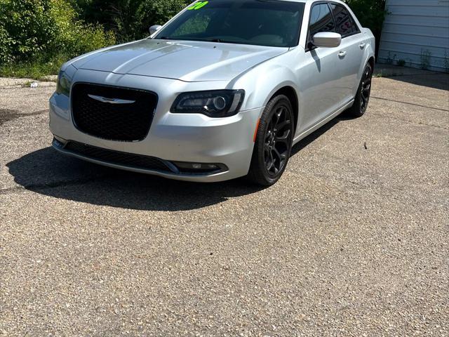 2020 Chrysler 300