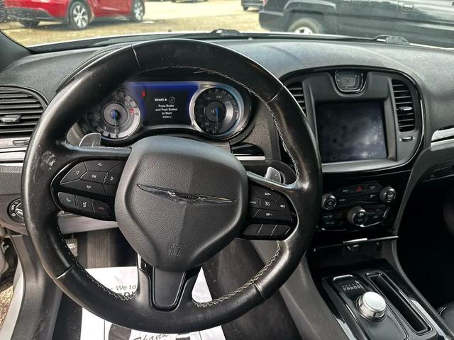 Photo of 2020 GRAY Chrysler 300