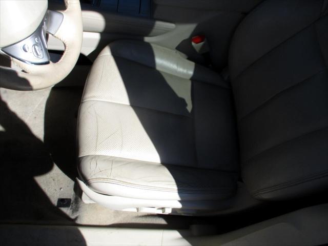 Photo of 2015 WHITE Nissan Murano