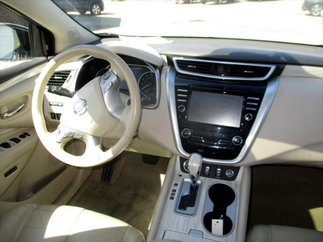 Photo of 2015 WHITE Nissan Murano