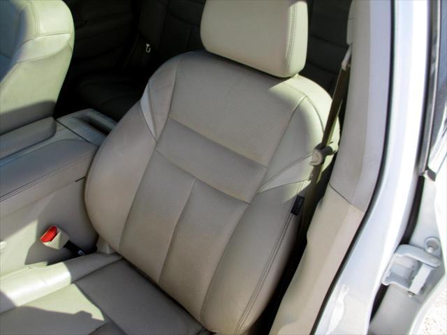Photo of 2015 WHITE Nissan Murano