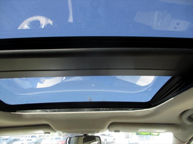 Photo of 2015 WHITE Nissan Murano