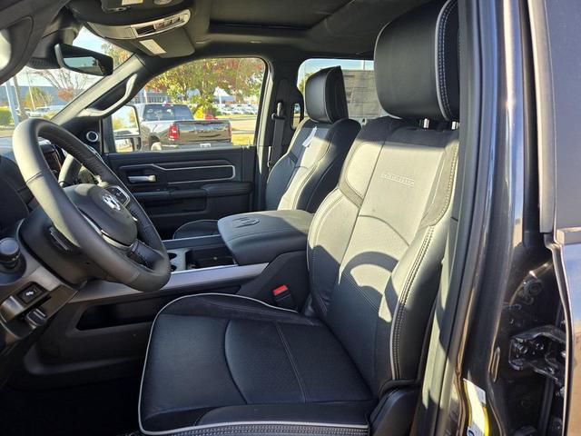 Photo of 2024 Granite Crystal Metallic Clearcoat RAM 3500