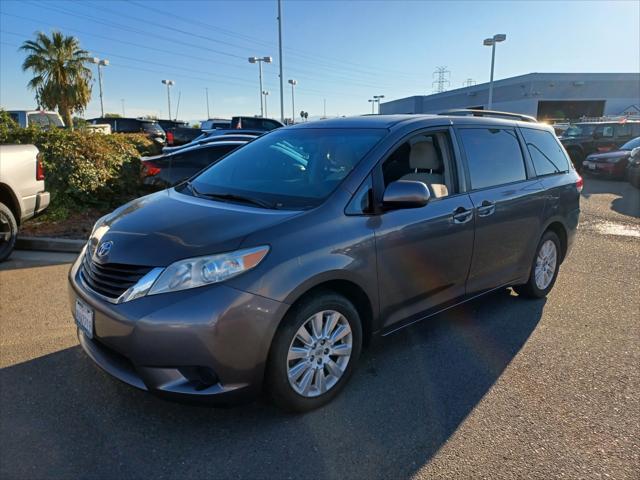 2012 Toyota Sienna