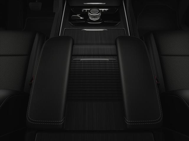 Photo of 2025 Diamond Black Crystal Pearl-Coat Exterior Paint Jeep Wagoneer