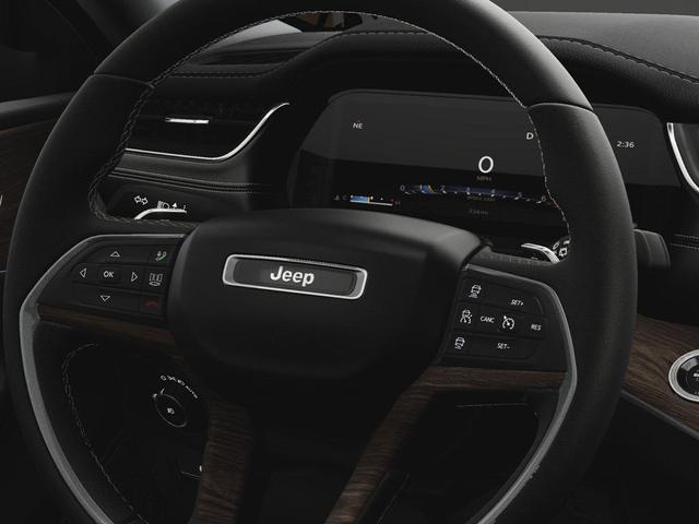 Photo of 2025 Baltic Gray Metallic Clear-Coat Exterior Paint Jeep Grand Cherokee