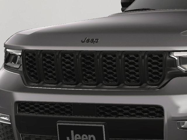 Photo of 2025 Baltic Gray Metallic Clear-Coat Exterior Paint Jeep Grand Cherokee