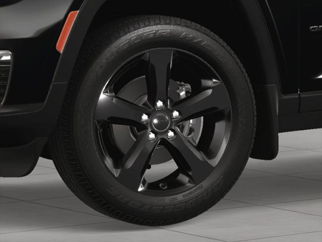 Photo of 2025 Diamond Black Crystal Pearl-Coat Exterior Paint Jeep Grand Cherokee