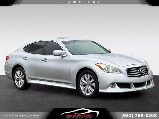 2011 Infiniti M56X