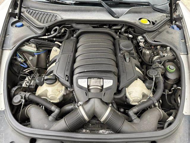Photo of 2013 Silver Porsche Panamera