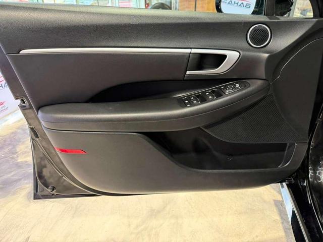 Photo of 2024 Onyx Black Hyundai SONATA