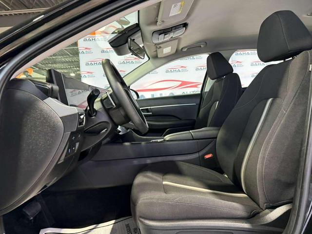 Photo of 2024 Onyx Black Hyundai SONATA