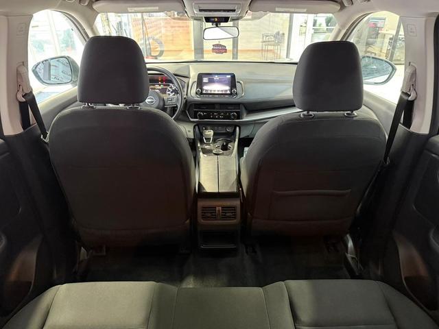Photo of 2024 Brilliant Silver Metallic Nissan Rogue