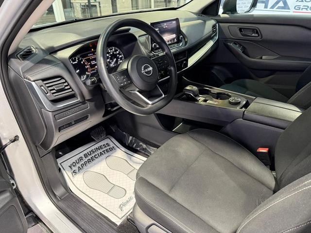 Photo of 2024 Brilliant Silver Metallic Nissan Rogue