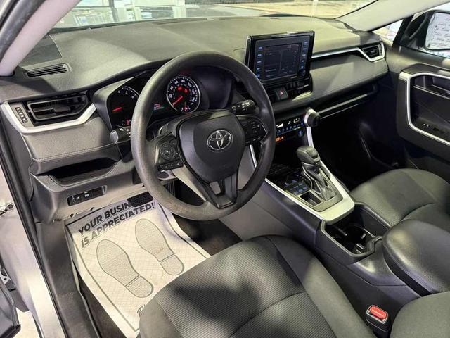 Photo of 2022 Silver Sky Metallic Toyota RAV4