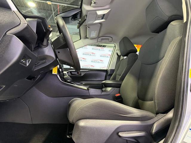 Photo of 2022 Silver Sky Metallic Toyota RAV4