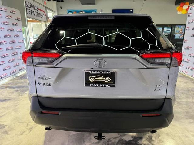 Photo of 2022 Silver Sky Metallic Toyota RAV4