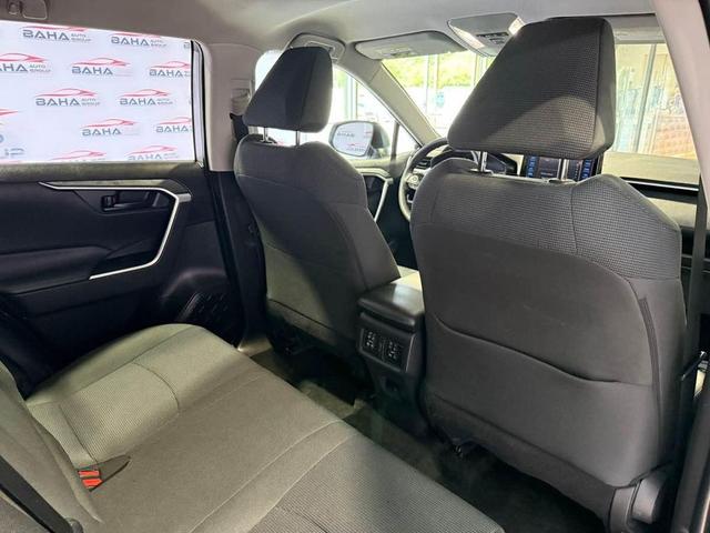 Photo of 2022 Silver Sky Metallic Toyota RAV4