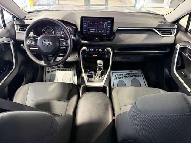 Photo of 2022 Silver Sky Metallic Toyota RAV4