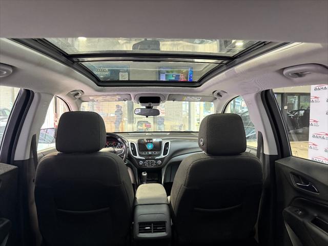 Photo of 2018 Mosaic Black Metallic Chevrolet Equinox