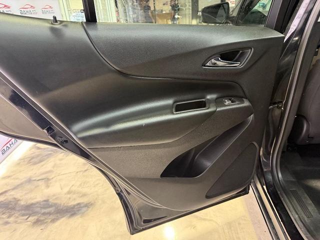 Photo of 2018 Mosaic Black Metallic Chevrolet Equinox