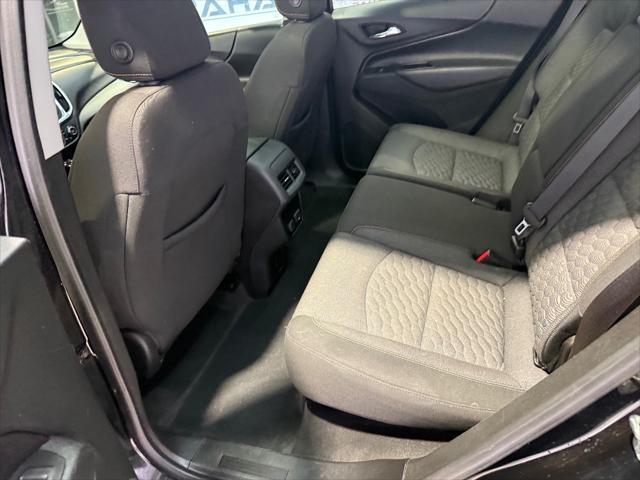Photo of 2018 Mosaic Black Metallic Chevrolet Equinox